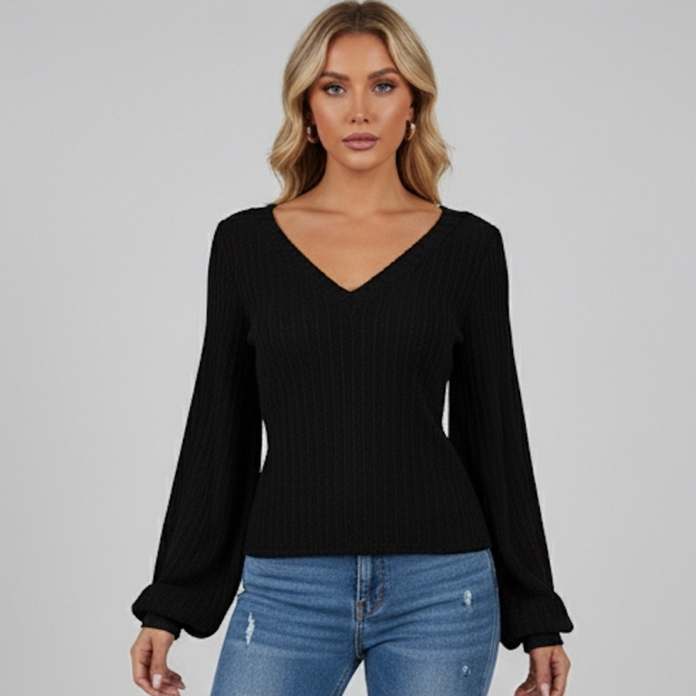 Black Lantern Sleeve V Neck Rib-knit Tee